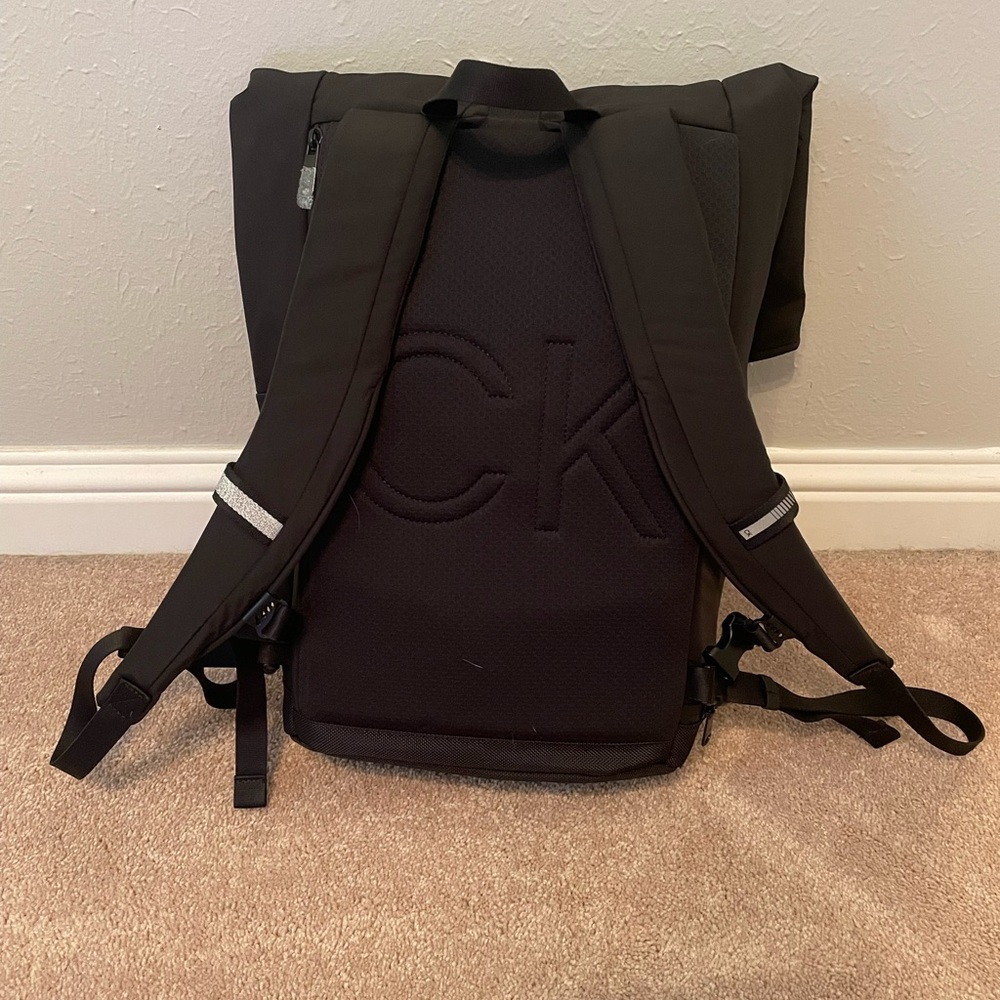BRAND NEW Calvin Klein Performance Backpack - Picture 2 of 13